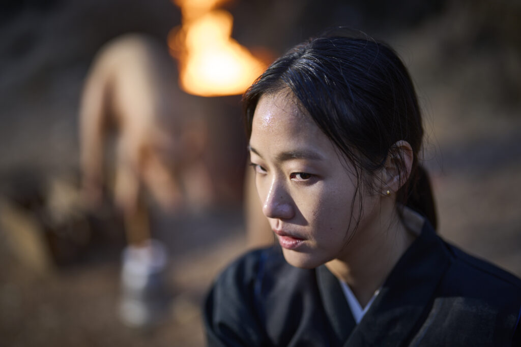 Yoo Hae Jin occult film